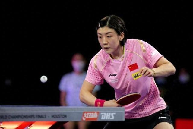 随着足球全 随着足球全